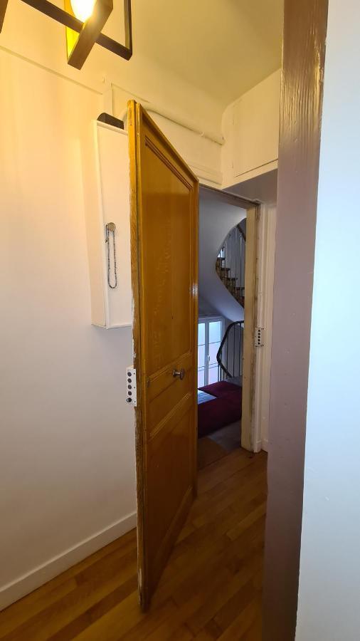 Residence Cosy, Chambre Privee Non Mitoyenne Avec Serrure Dans Un Appartement De 50 M Carres Bois-Colombes Kültér fotó