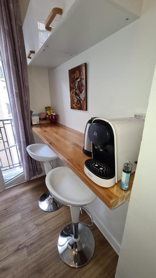 Residence Cosy, Chambre Privee Non Mitoyenne Avec Serrure Dans Un Appartement De 50 M Carres Bois-Colombes Kültér fotó