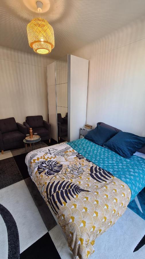 Residence Cosy, Chambre Privee Non Mitoyenne Avec Serrure Dans Un Appartement De 50 M Carres Bois-Colombes Kültér fotó