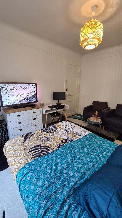 Residence Cosy, Chambre Privee Non Mitoyenne Avec Serrure Dans Un Appartement De 50 M Carres Bois-Colombes Kültér fotó